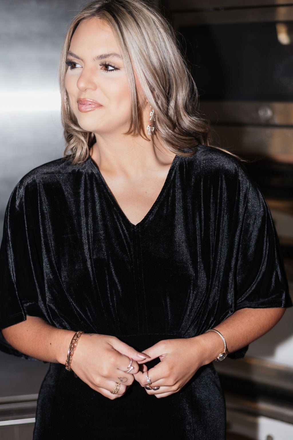 Black Velvet Kimono Sleeve Midi Dress - Image 3