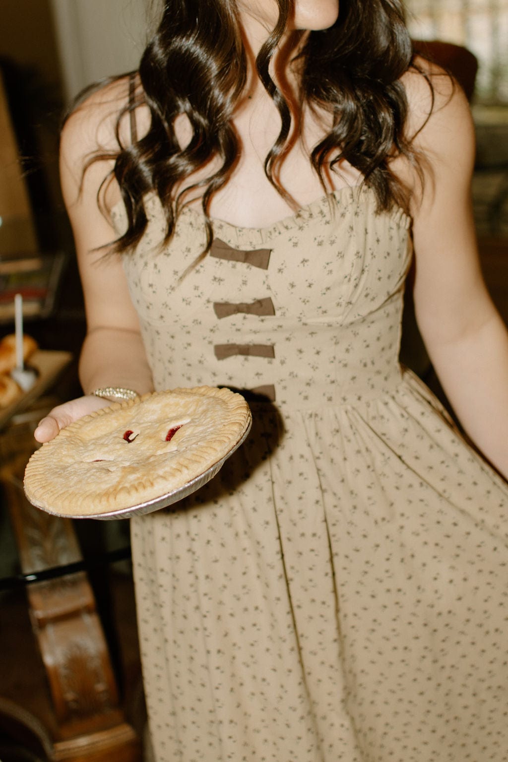 Taupe Bow Detail Floral Midi Dress - Image 3