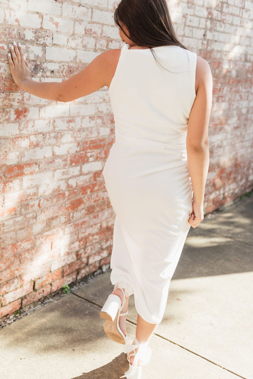 White Twist Shoulder Midi Dress - Image 2