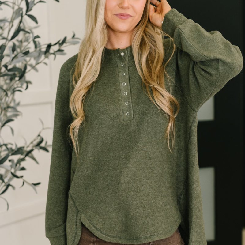 Urban Flux Scooped Hi-Low Long Pullover in Olive